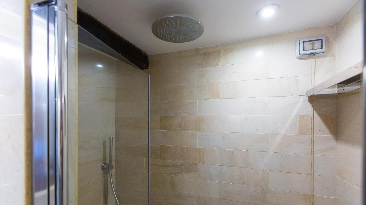 Bovari Apartment Рим Екстериор снимка