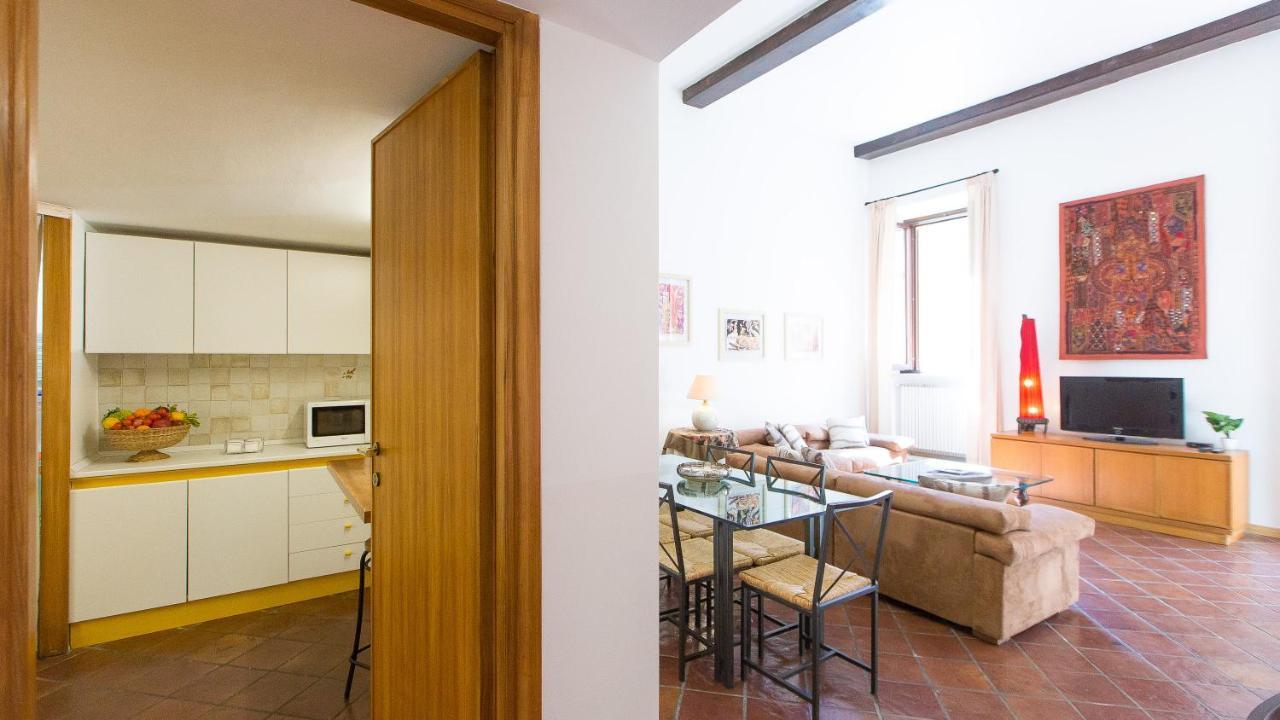Bovari Apartment Рим Екстериор снимка